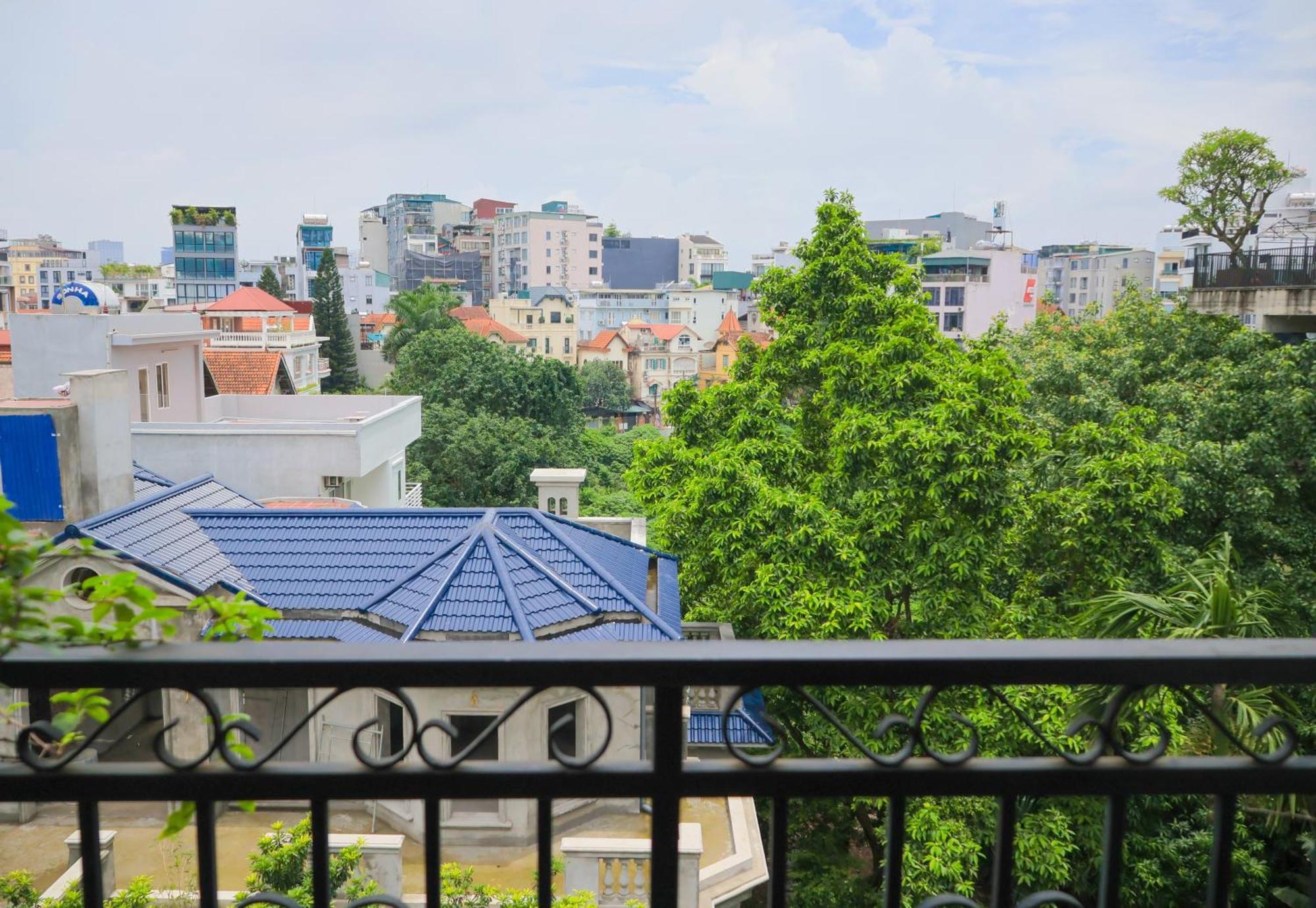 T98 Westlake Quang An - Tay Ho Center Garden View Studio! Hanoi Exterior photo